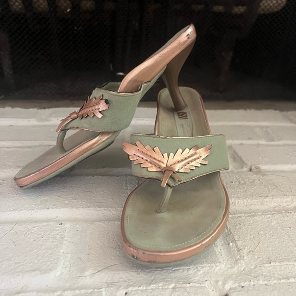 Mint and rose gold heels - Picture 2 of 3